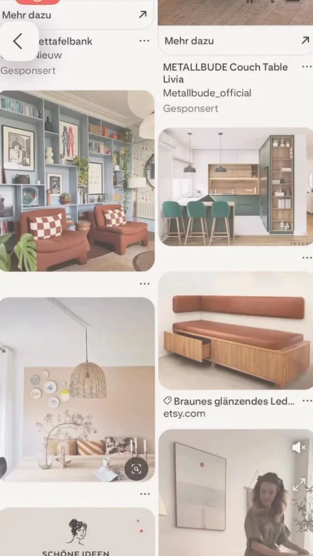 „Schön. Schön. Auch schön! ...“ 😍😵‍💫
Kennst Du das auch? Du bist auf Pinterest und siehst eine tolle Inspiration nach der anderen. 
Anfangs freust Du Dich über jeden Fund und Deine Begeisterung wächst, aber irgendwann kommt der Punkt, da fragst Du Dich, wie Du das eigentlich alles unterbringen sollst und versuchst zu sortieren, was dir wirklich gefällt und was vielleicht nur „ganz nett“ ist. 
Aber auch dabei wird Deine Pinnwand irgendwie immer nur länger... 🫠
Das ist einer der Flüche unserer Zeit: 
Wir haben zu viel - von allem! Und so ist es auch mit den Inspirationen. 🤯
Irgendwann ist der Kopf und die Pinnwand einfach voll (geht das bei Pinterest eigentlich technisch?!, anderes Thema).
Wir kennen diese Herausforderung nur all zu gut und unsere KundInnen berichten uns davon auch häufig.
Und an genau diesem Punkt macht es Sinn, sich professionelle Unterstützung zu holen. Am besten sogar noch davor‼
Denk deswegen doch auch mal darüber nach, wer Dir dabei helfen könnte, Dein Gedankenwirrwarr zu ordnen und ein Konzept in den Inspiration Overload zu bringen. 
Das können natürlich gerne wir sein oder eben eine andere Interior DesignerIn Deines Vertrauens. 😉
Wenn Du direkt mit uns Deinen Pinnwänden zu Leibe rücken möchtest, schreib uns eine DM und wir sprechen unverbindlich dazu. ✉️
Wie viele Pinnwände hast Du schon vollgemacht, ohne nachher wirklich etwas damit angefangen zu haben? 
Schreib es in die Kommentare. ⬇️⬇️⬇️
Farbfröhliche Grüße
Merle und Kai 🧡💙